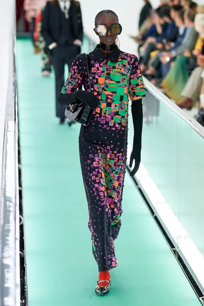 Look 53